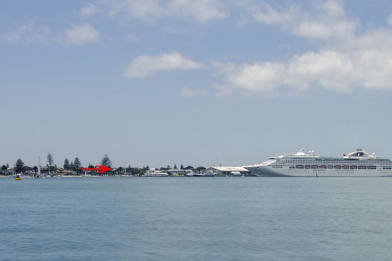 Photo of property in Salisbury Crown, 2/7 Salisbury Avenue, Mount Maunganui, 3116