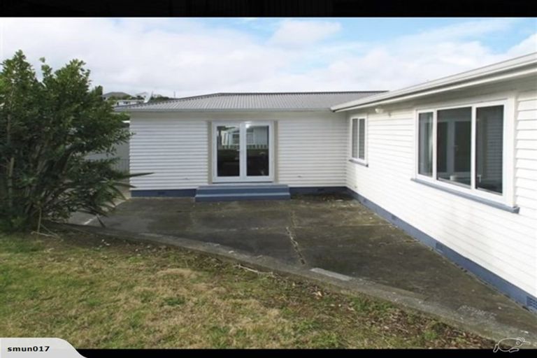 Photo of property in 106 Broderick Road, Johnsonville, Wellington, 6037