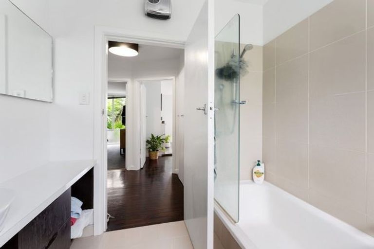 Photo of property in 5/49 Ranfurly Street, St Albans, Christchurch, 8014