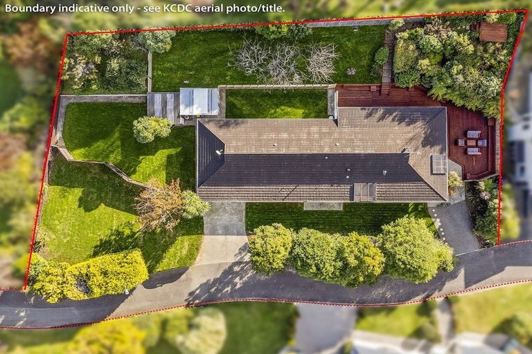 Photo of property in 6 Conifer Court, Raumati Beach, Paraparaumu, 5032