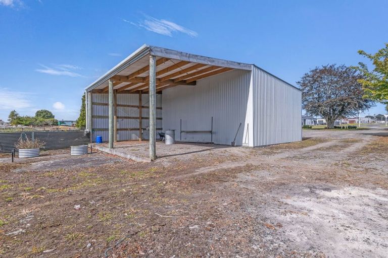 Photo of property in 122 Cordelia Street, Stratford, 4332