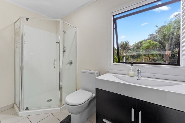 Photo of property in 78 Motutara Road, Muriwai, Waimauku, 0881