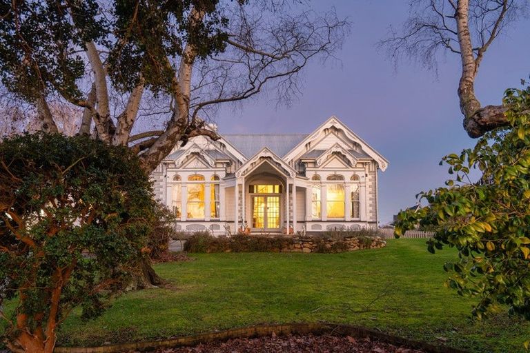 Photo of property in 25 Spenser Street, Milton, 9220