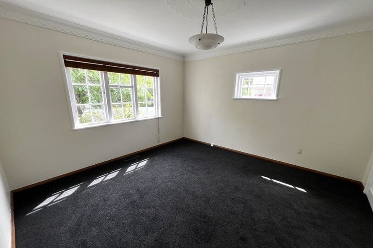 Photo of property in 90 Nottingham Street, Karori, Wellington, 6012
