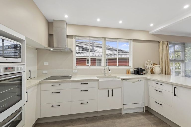 Photo of property in 50 Garden Road, Merivale, Christchurch, 8014