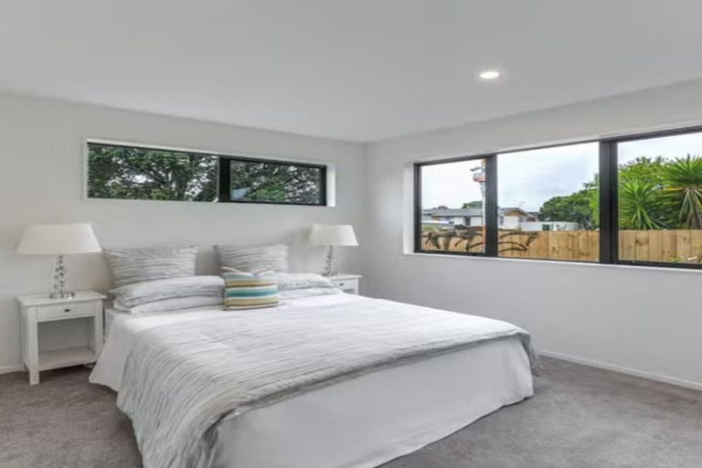 Photo of property in 40d Innismara Avenue, Wattle Downs, Auckland, 2103