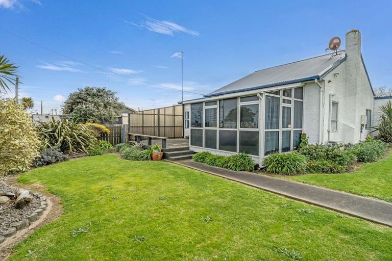 Photo of property in 3 Wharf Street, Castlecliff, Whanganui, 4501
