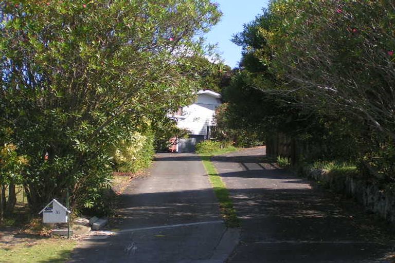 Photo of property in 16 Tyne Road, Forrest Hill, Auckland, 0620
