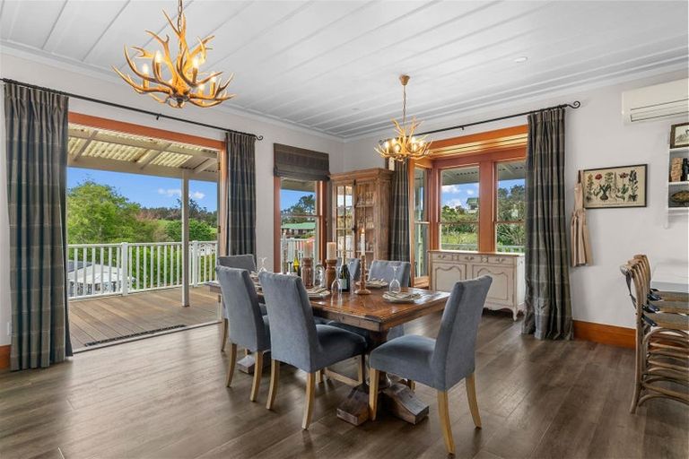 Photo of property in 13 Ash Grove, Maungaturoto, 0520