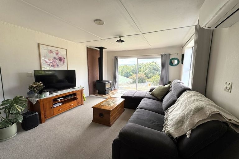 Photo of property in 9 Cargill Street, Owaka, 9535