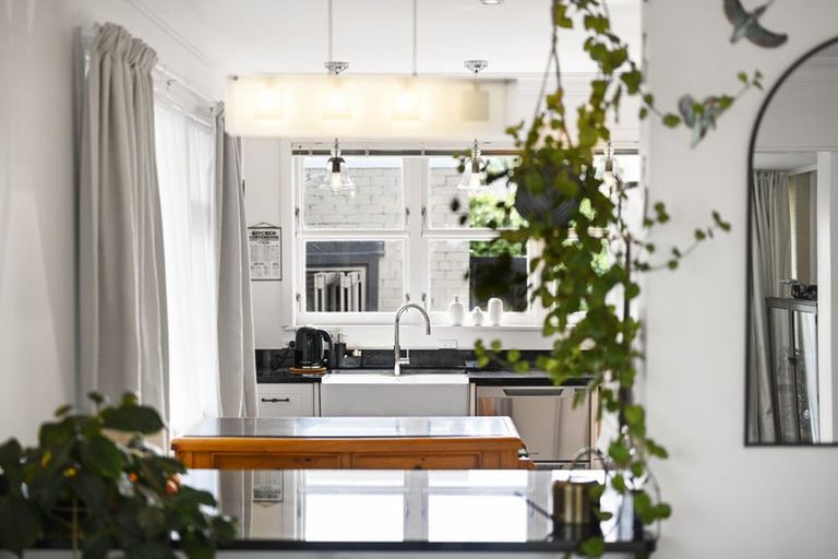 Photo of property in 168 Victoria Street, Cambridge, 3434