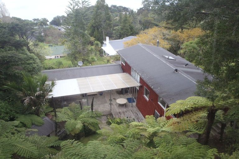 Photo of property in 29 Takahe Road, Titirangi, Auckland, 0604