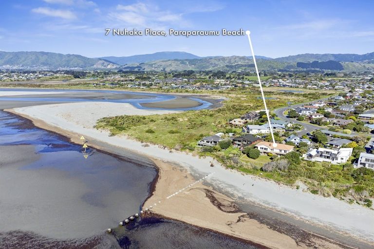 Photo of property in 7 Nuhaka Place, Paraparaumu Beach, Paraparaumu, 5032