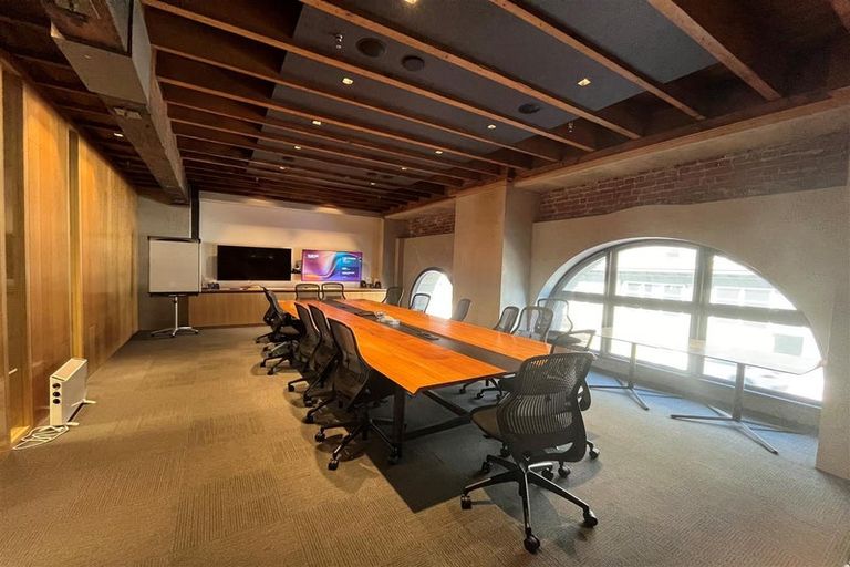 Photo of property in Nzx Centre, 13/11 Cable Street, Wellington Central, Wellington, 6011