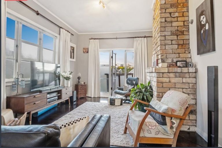 Photo of property in 53 Kurahaupo Street, Orakei, Auckland, 1071