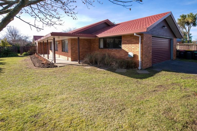 Photo of property in 654 Main North Road, Belfast, Christchurch, 8051