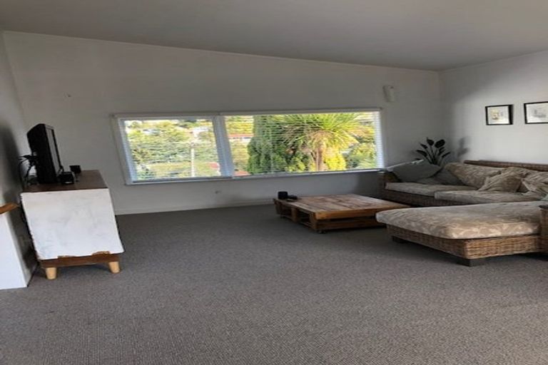 Photo of property in 98 Eskdale Road, Birkdale, Auckland, 0626