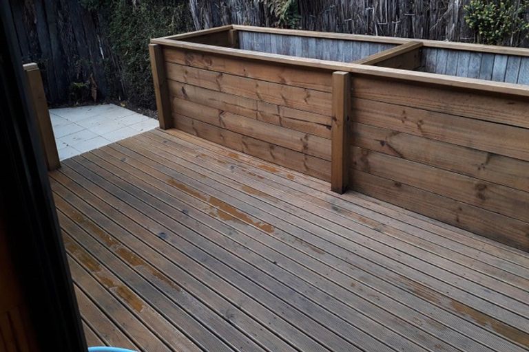 Photo of property in 14a Charles Road, Hannahs Bay, Rotorua, 3010