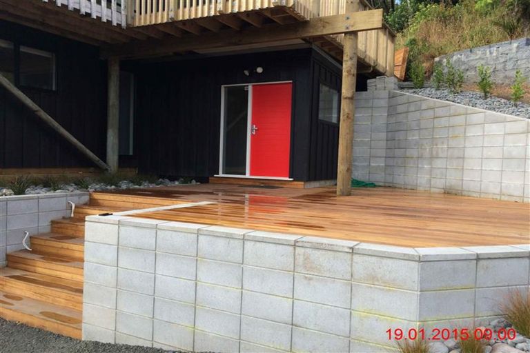 Photo of property in 168a Scenic Drive, Titirangi, Auckland, 0604