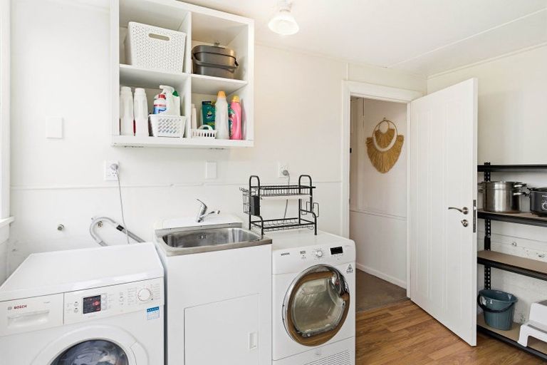 Photo of property in 53 Ravenswood Road, Saint Clair, Dunedin, 9012