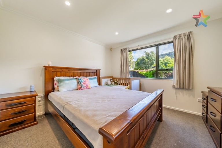 Photo of property in 36 Mary Huse Grove, Manor Park, Lower Hutt, 5019