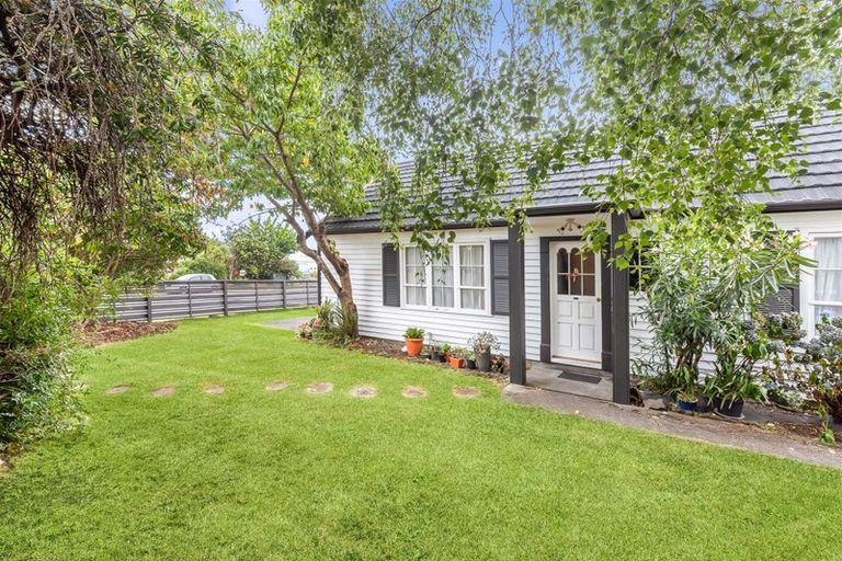 Photo of property in 102a Rimu Road, Raumati Beach, Paraparaumu, 5032