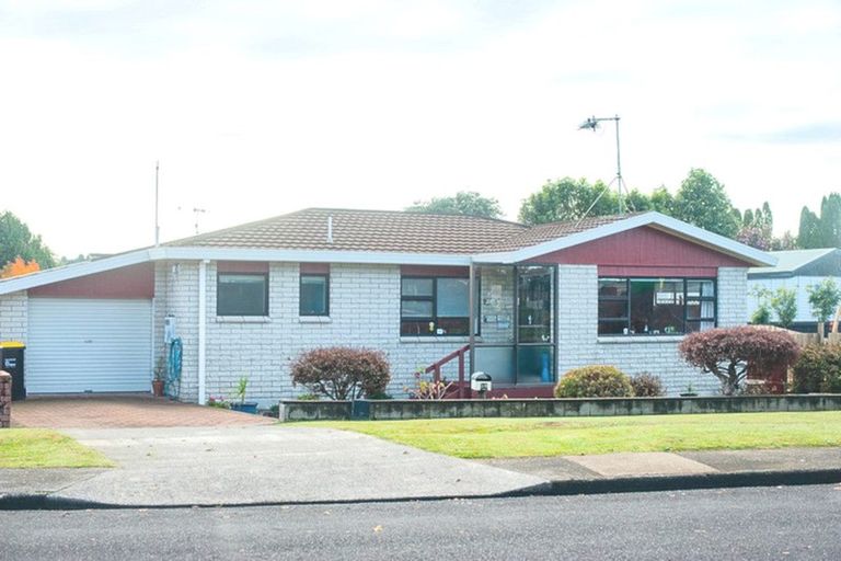 Photo of property in 16 Christie Avenue, Te Awamutu, 3800