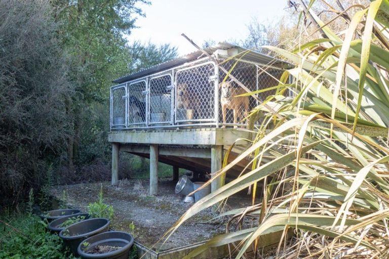 Photo of property in 1238 Opaki Kaiparoro Road, Mauriceville, Masterton, 5882