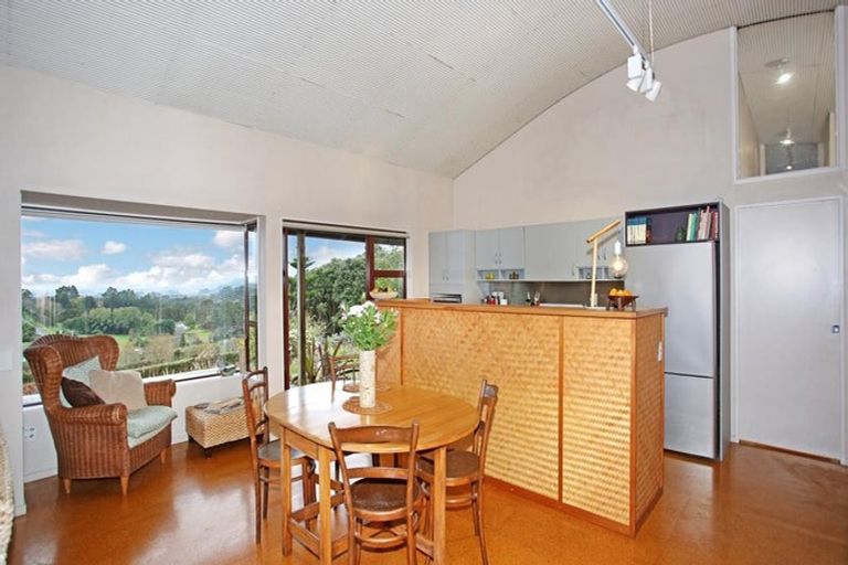 Photo of property in 392 Hillview Road, Bombay, 2675