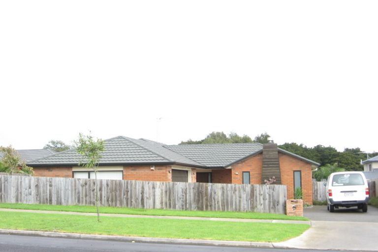 Photo of property in 68 Wairere Road, The Gardens, Auckland, 2105