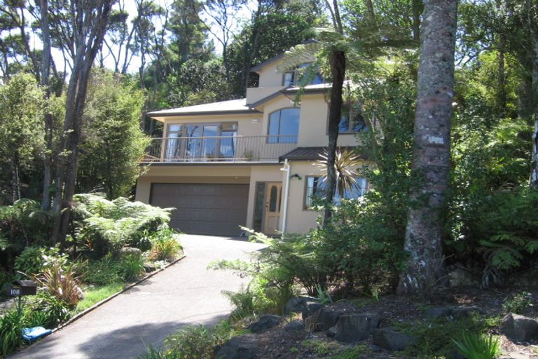 Photo of property in 108 Pemberton Avenue, Bayview, Auckland, 0629