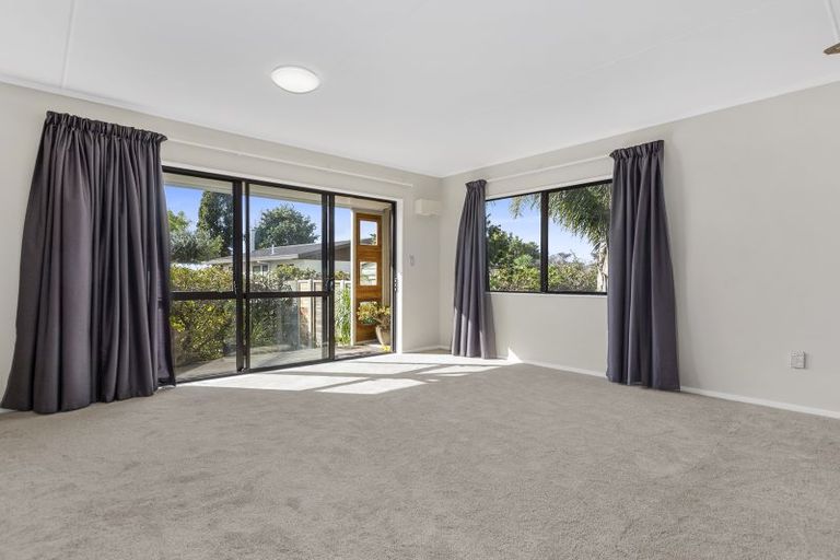 Photo of property in 2/88 Ohauiti Road, Hairini, Tauranga, 3112