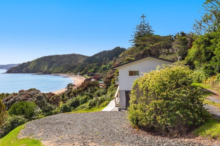 Photo of property in 41 Long Beach Road, Russell, 0202