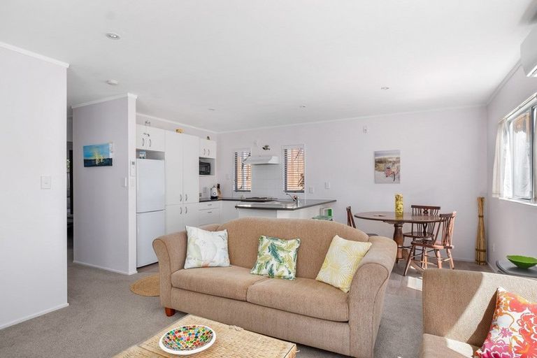 Photo of property in 1067b Papamoa Beach Road, Papamoa Beach, Papamoa, 3118