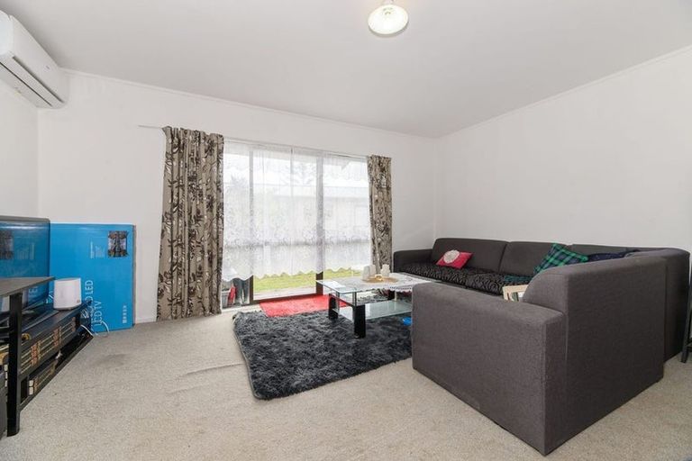 Photo of property in 1/44 Shifnal Drive, Randwick Park, Auckland, 2105
