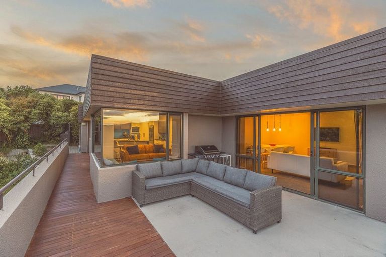 Photo of property in 3 Plains View, Mount Pleasant, Christchurch, 8081