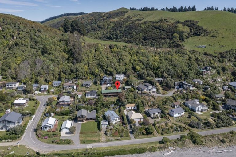 Photo of property in 4 Tainui Rise, Gore Bay, Cheviot, 7383
