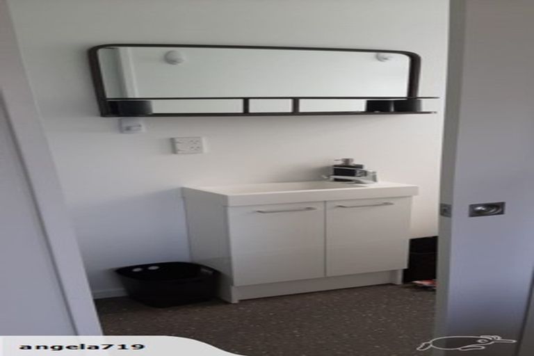 Photo of property in 36 Milne Terrace, Island Bay, Wellington, 6023