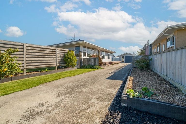 Photo of property in 28 Rydal Street, Hoon Hay, Christchurch, 8025