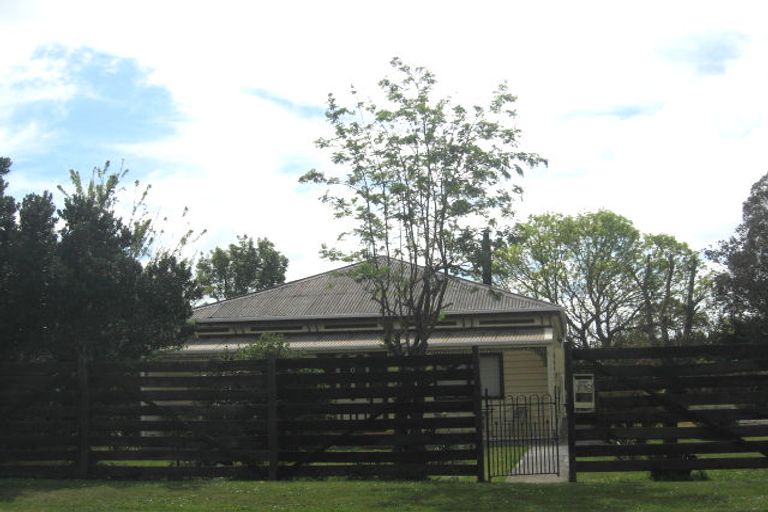 Photo of property in 198 High Street, Oxford, 7430