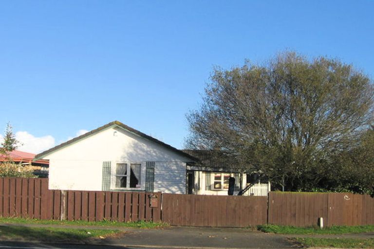 Photo of property in 43 Collins Road, Melville, Hamilton, 3206