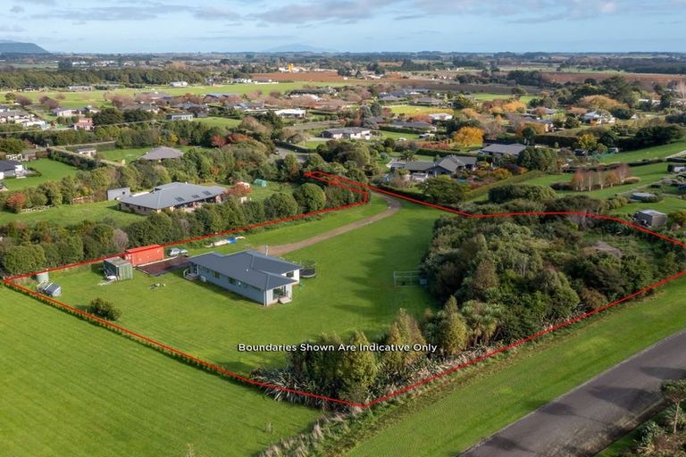 Photo of property in 12 Faydon Close, Ohau, Levin, 5570