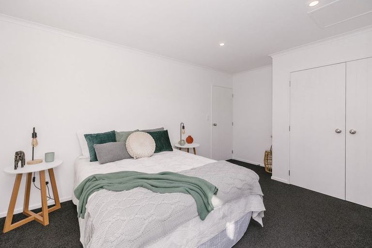 Photo of property in 1 Annandale Avenue, Takaro, Palmerston North, 4410