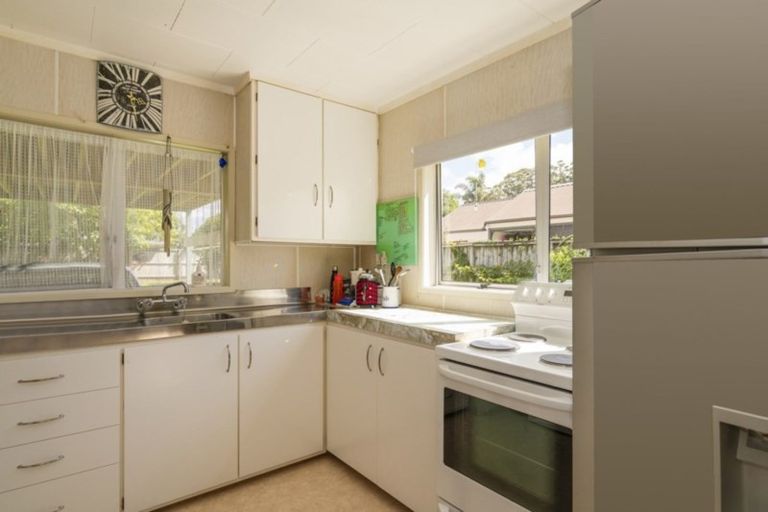 Photo of property in 74 Catherine Crescent, Whitianga, 3510