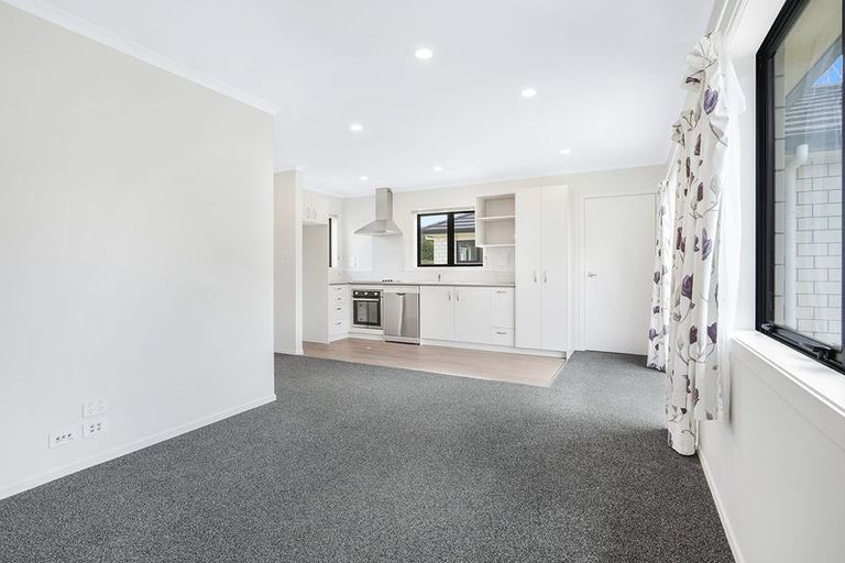 Photo of property in 2/5 Mahana Road, Saint Andrews, Hamilton, 3200