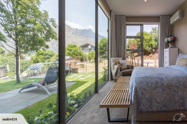 Photo of property in 2 Lindmore Lane, Lower Shotover, Queenstown, 9371