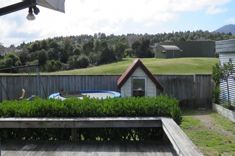 Photo of property in 10 Wembley Place, Richmond Heights, Taupo, 3330
