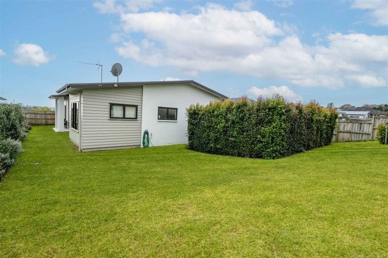 Photo of property in 33 Doidge Street, Beachlands, Auckland, 2018