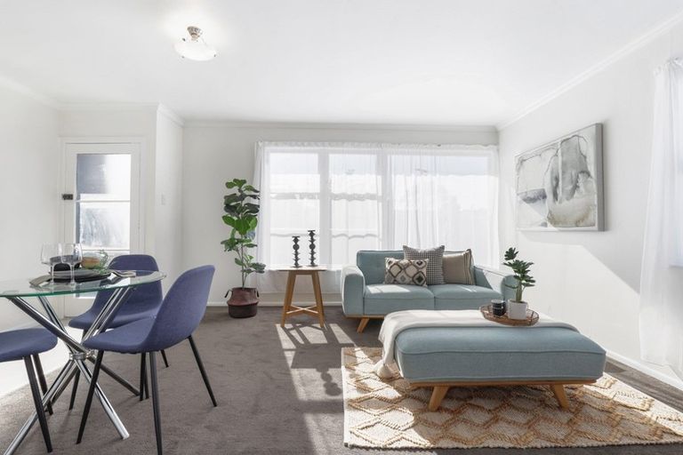 Photo of property in 19a Sundown Crescent, Melville, Hamilton, 3206