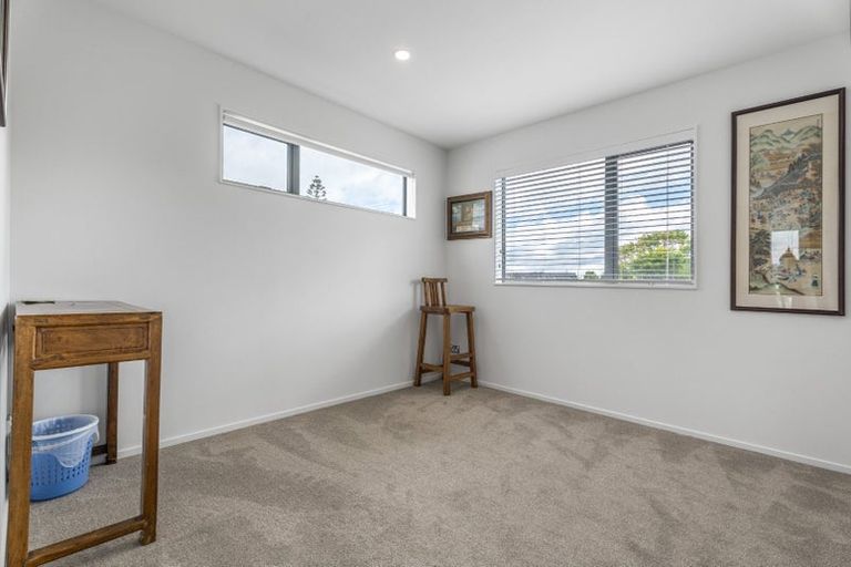 Photo of property in 53d Mcleod Road, Te Atatu South, Auckland, 0610